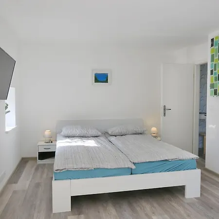 Castleview Appartement *